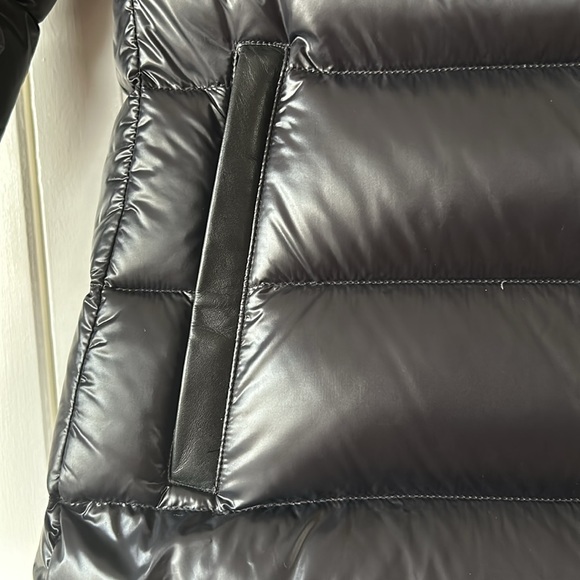 Mackage down puffer coat in like new condition chic warm light Montreal’s best - Picture 4 of 16